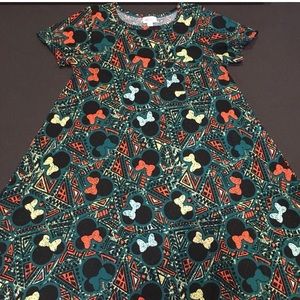 🎀 LuLaRoe CARLY Disney Minnie Mouse Swing Dress